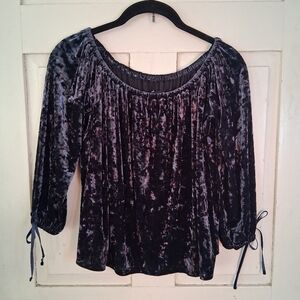 American Eagle Outfitters Crushed Velvet Peasant Style Top in Midnight Blue Sz S